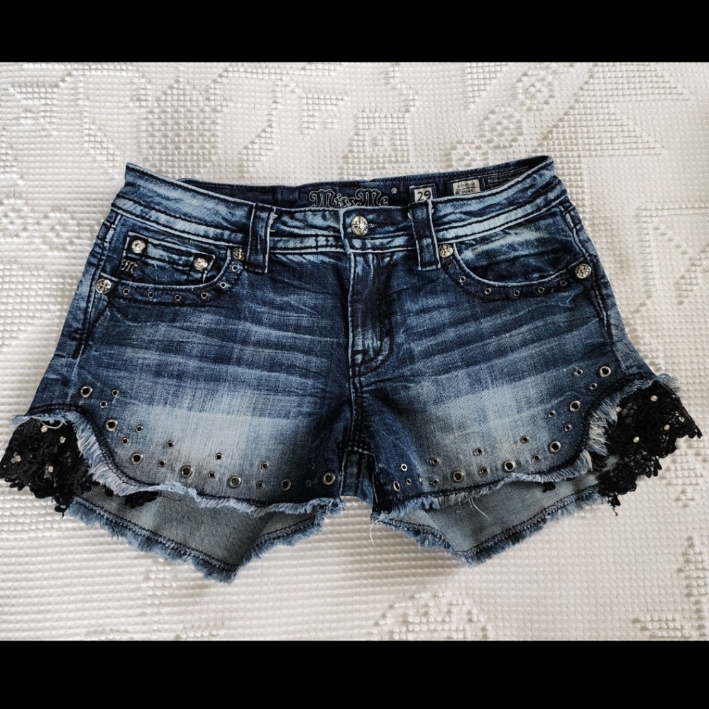 Miss Me Signature Shorts Women's Size 29